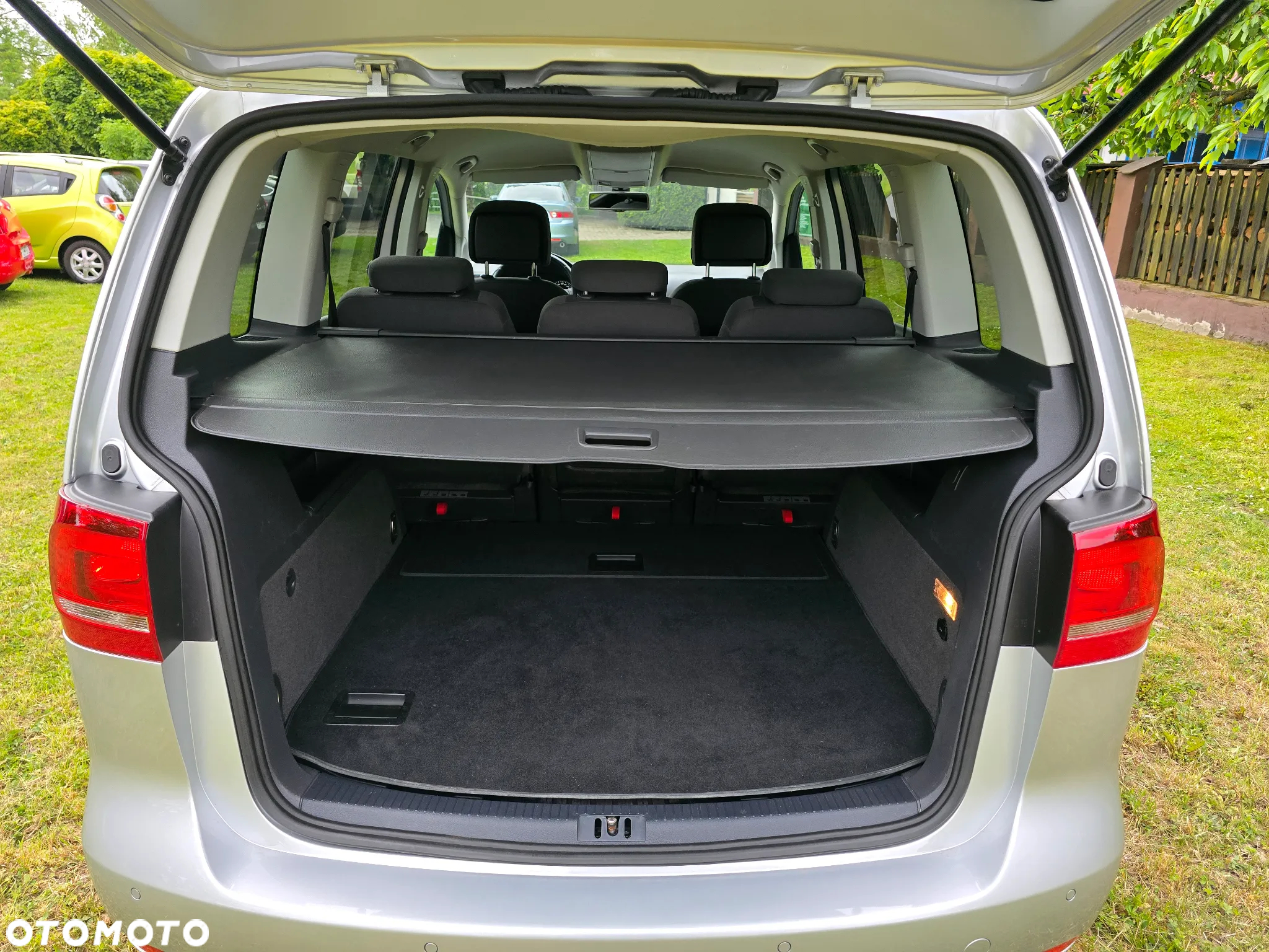 Volkswagen Touran 2.0 TDI DPF Comfortline Perfectline - 11