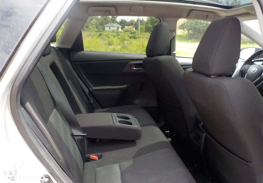 Toyota Auris - 19