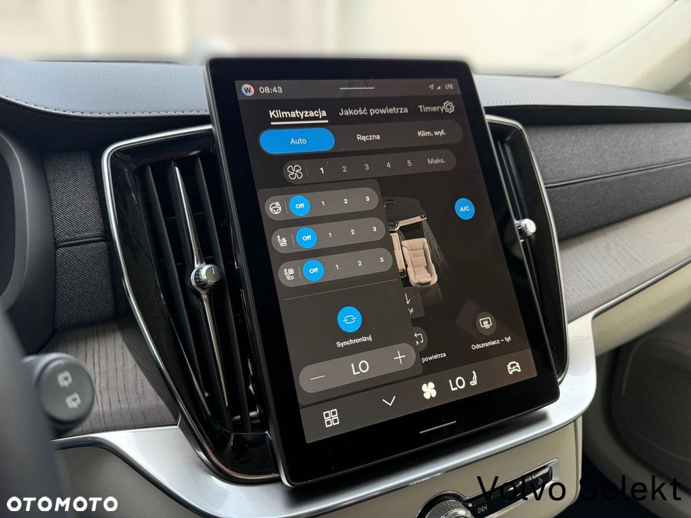 Volvo XC 90 - 22