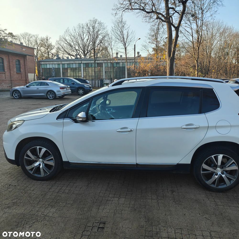 Peugeot 2008 e-HDi FAP 115 STOP & START Allure - 15