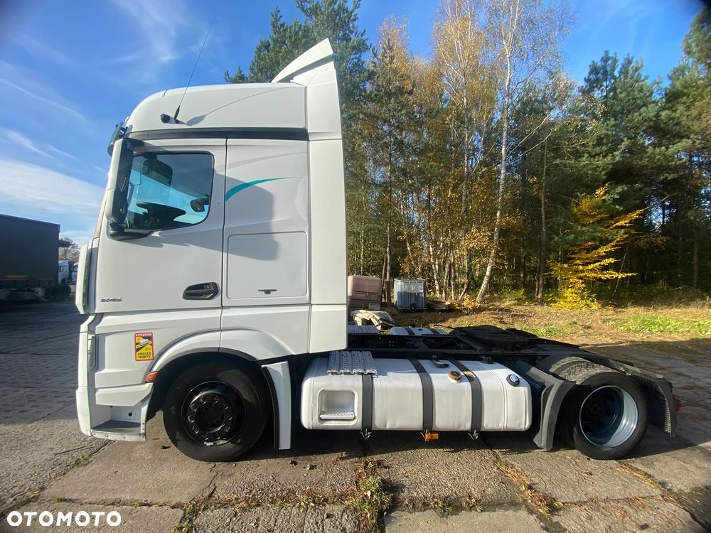 Mercedes-Benz actros - 5