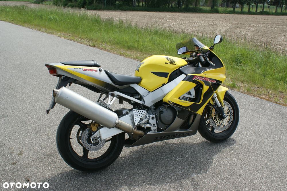 Honda CBR - 12