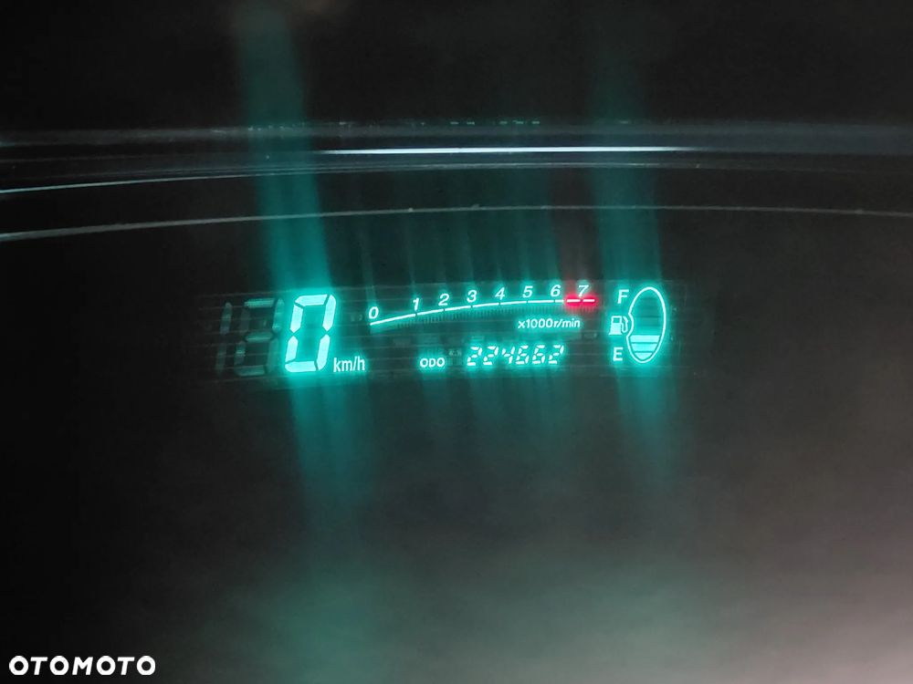 Toyota Yaris 1.3 Luna - 16