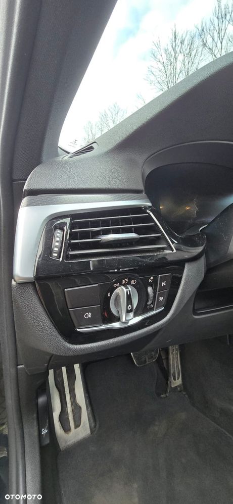 BMW Seria 5 530i - 8