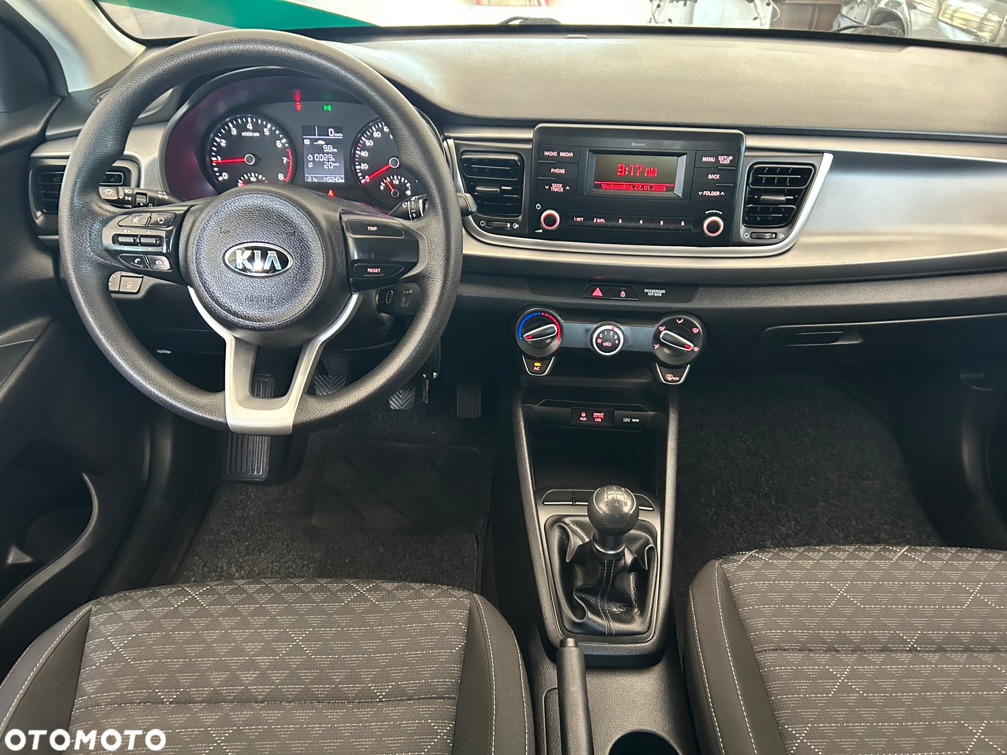 Kia Rio 1.2 Business Line - 23