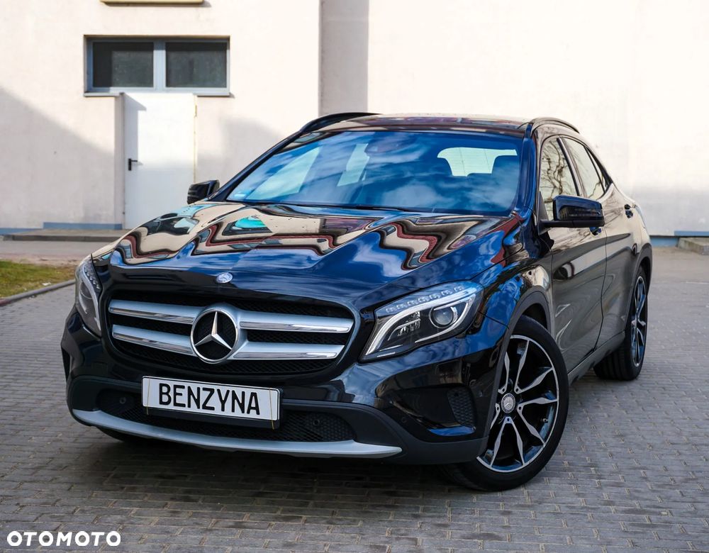 Mercedes-Benz GLA 200 Activity Edition - 12