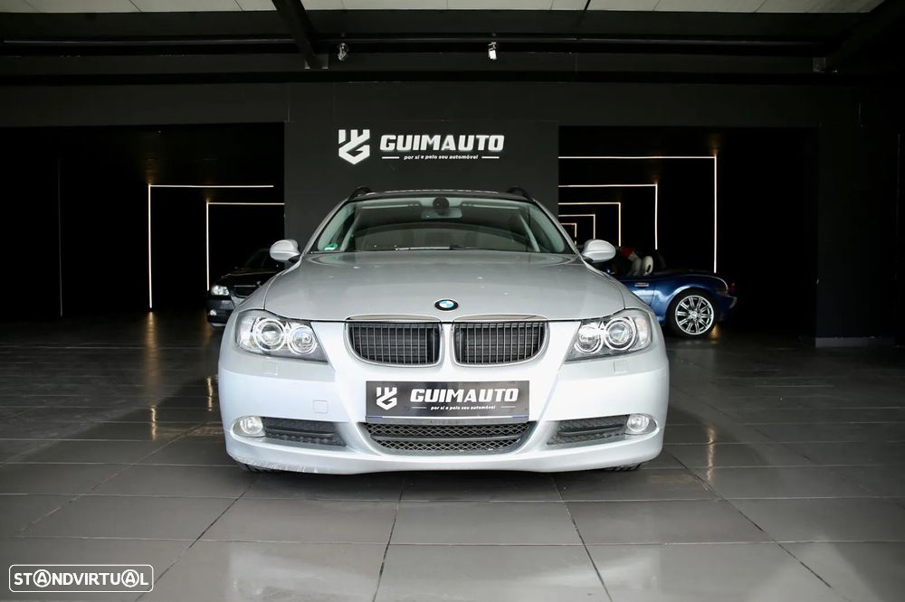BMW 320 d Touring Dynamic - 2