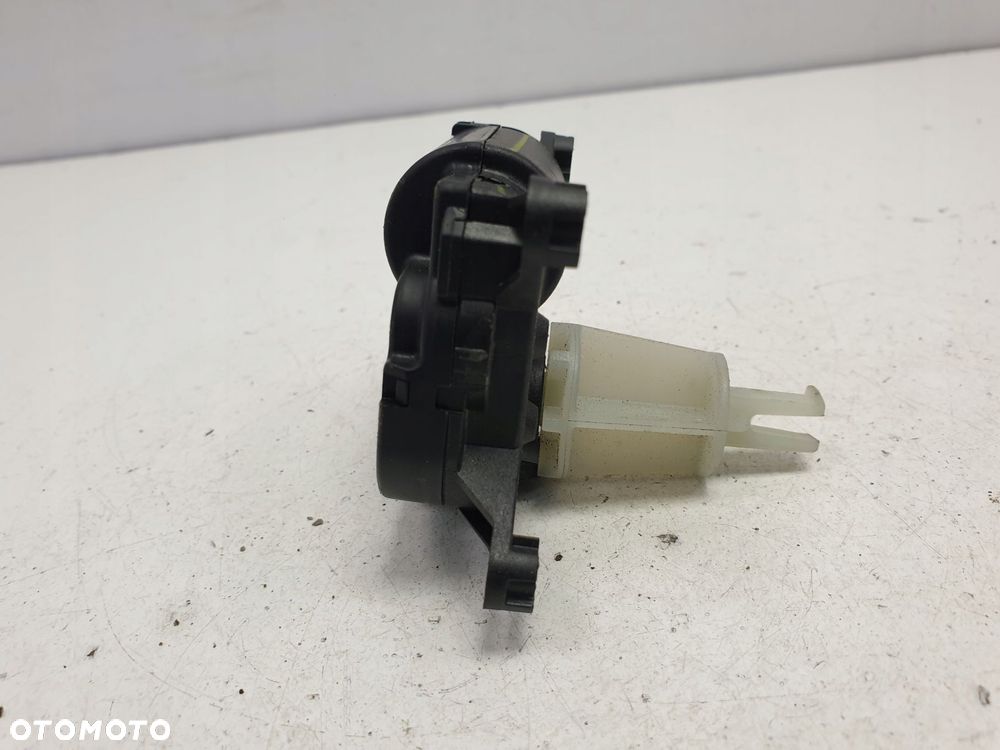 Fiat Doblo II lift SILNICZEK NAGRZEWNICY 32.93840 - 2