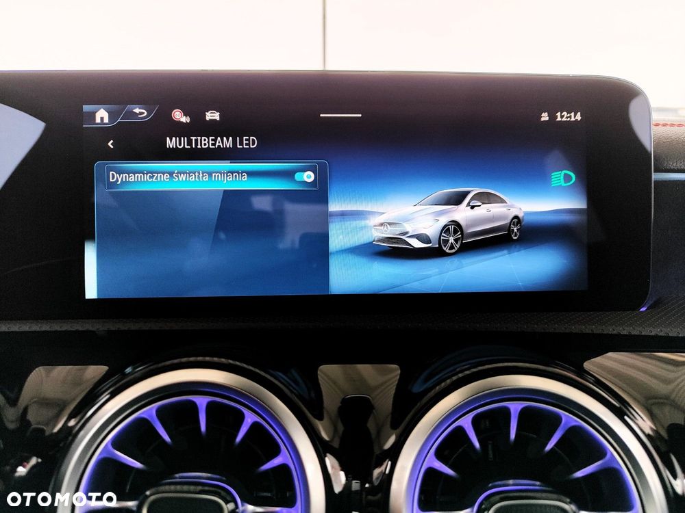 Mercedes-Benz CLA 200 AMG Line 7G-DCT - 37