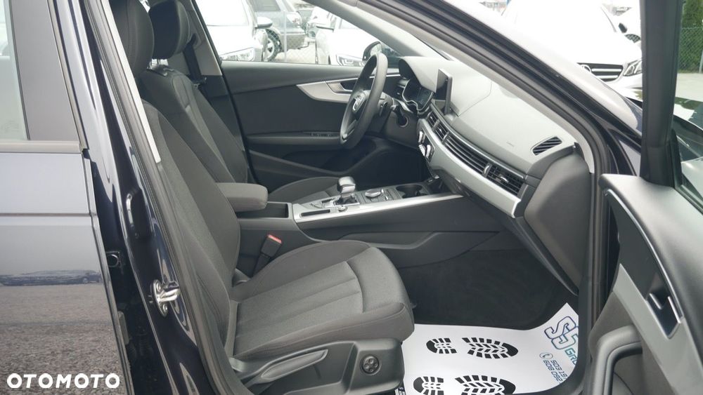 Audi A4 Avant - 16