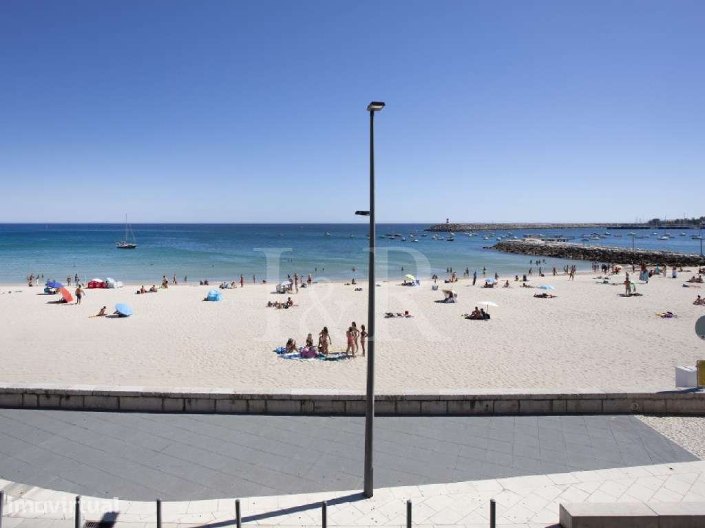 Apartamento T1 com vista mar, terraço e rentabilidade garantida, em... - Grande imagem: 2/33