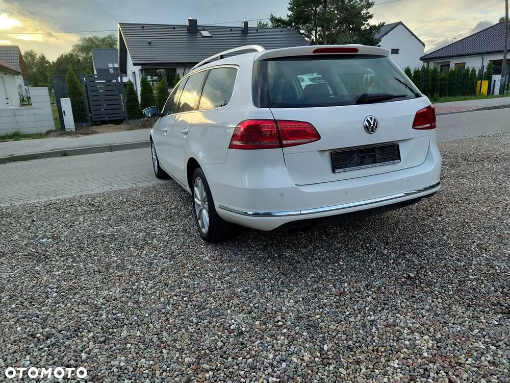 Volkswagen Passat - 16