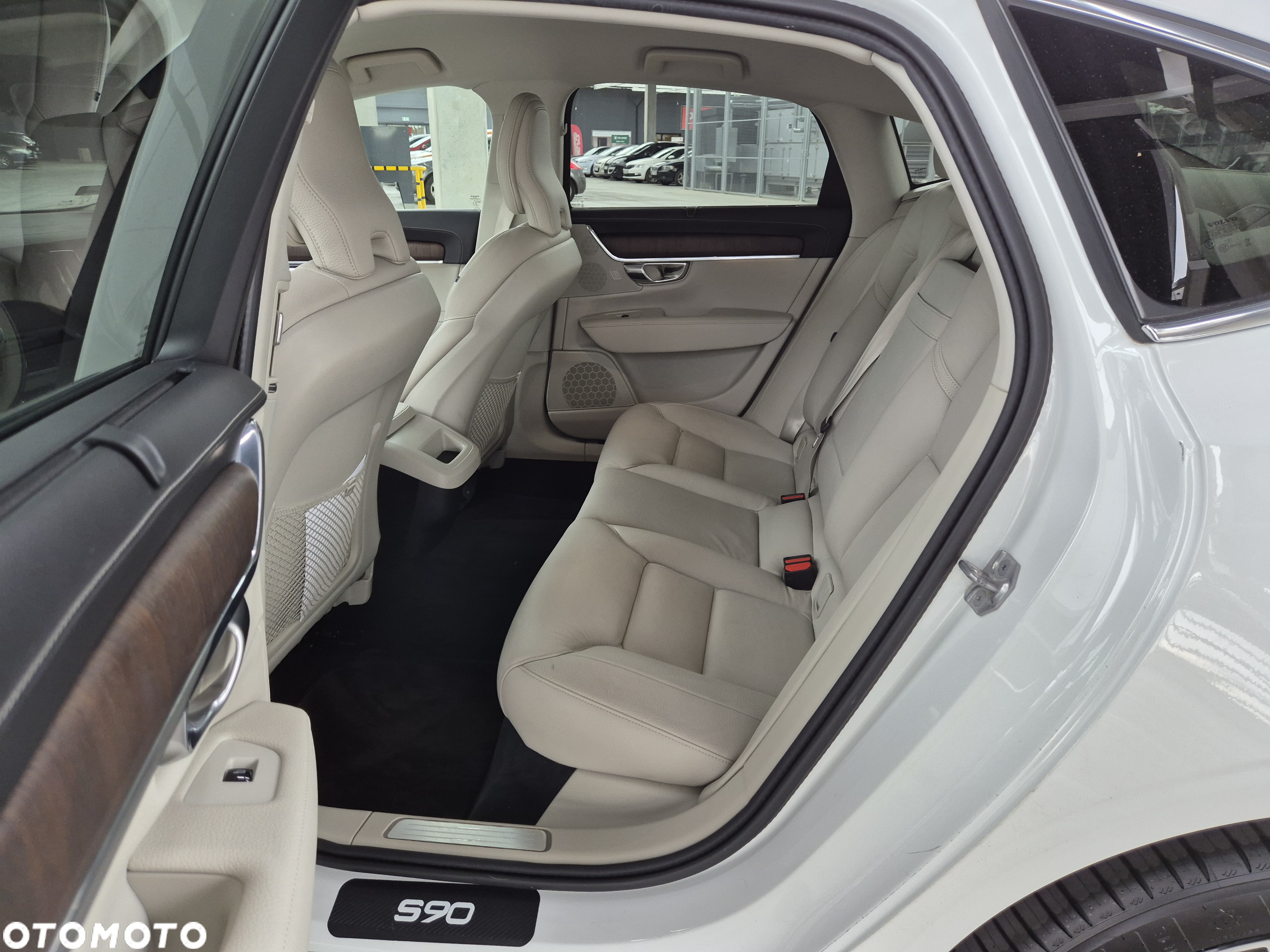 Volvo S90 D4 Inscription - 20