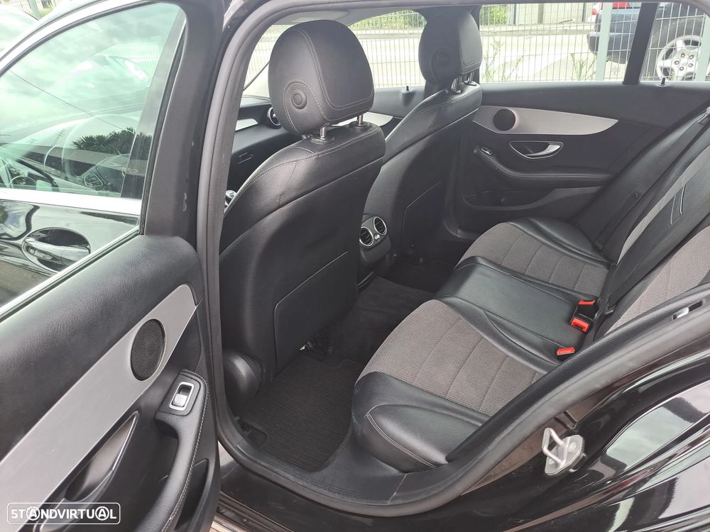 Mercedes-Benz C 180 - 28