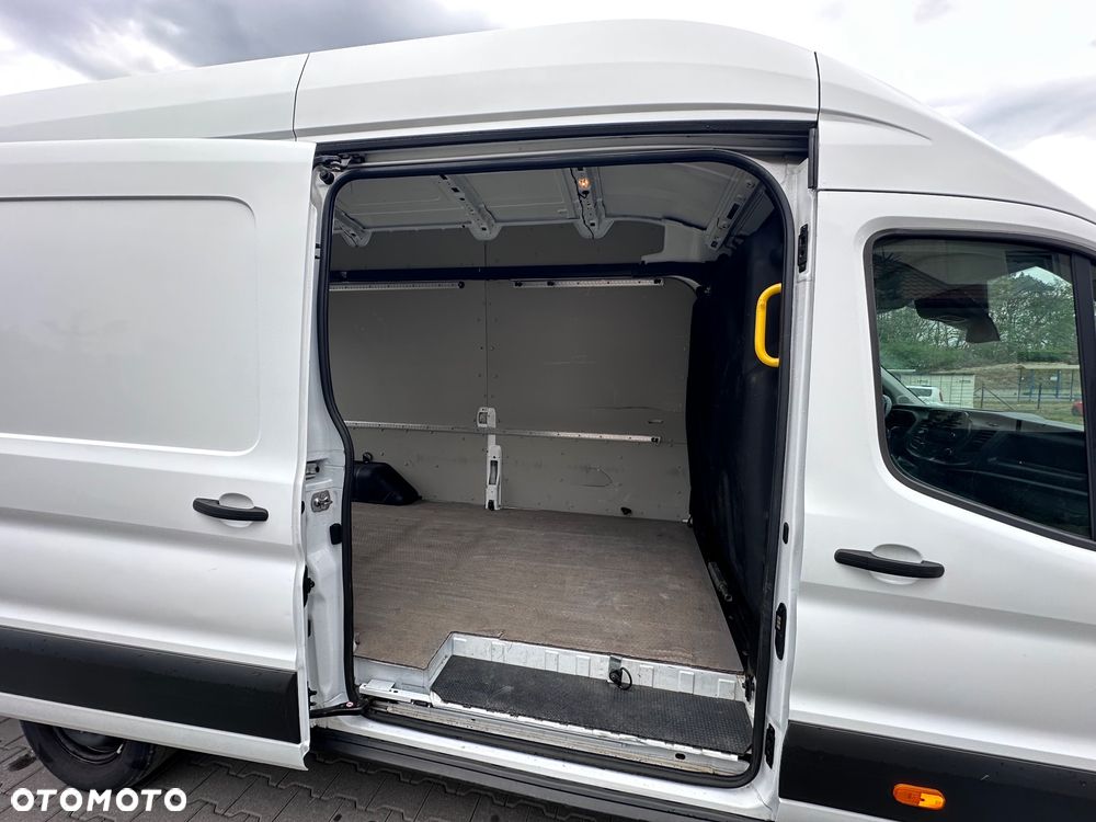 Ford Transit - 10