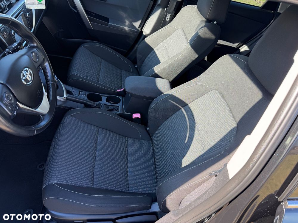Toyota Auris - 7