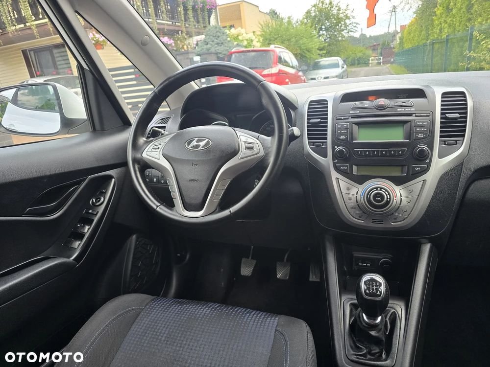 Hyundai ix20 1.4 blue Comfort - 25