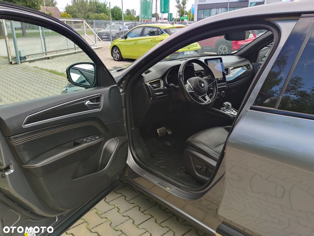 Renault Arkana 1.6 E-TECH E-Tech Engineered MMT - 13