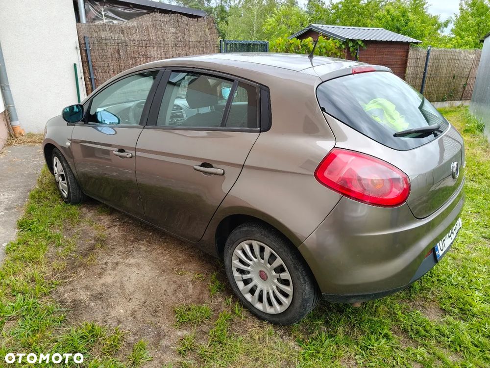 Fiat Bravo 1.9 Multijet 16V Dynamic - 10