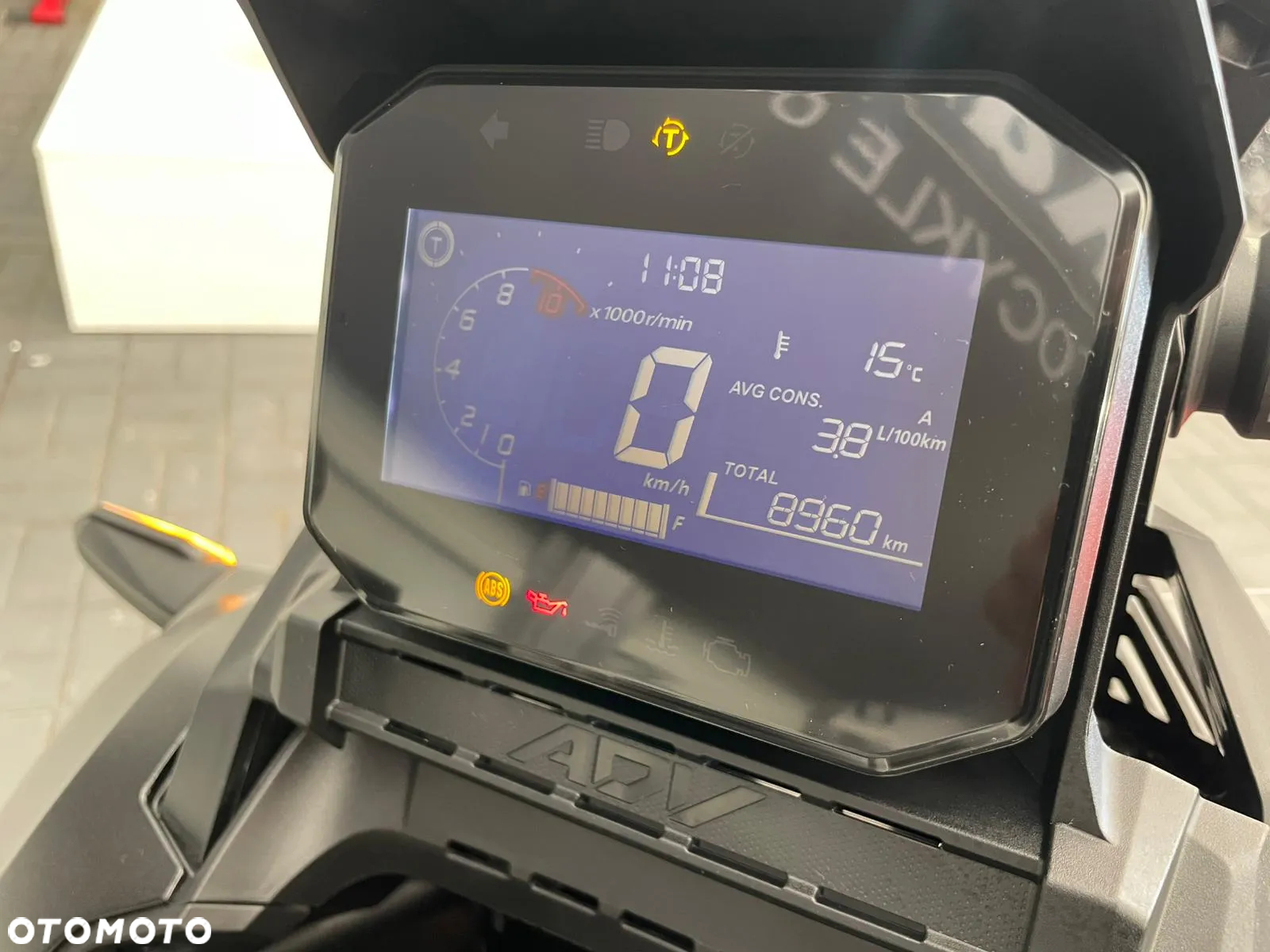 Honda ADV350 - 10