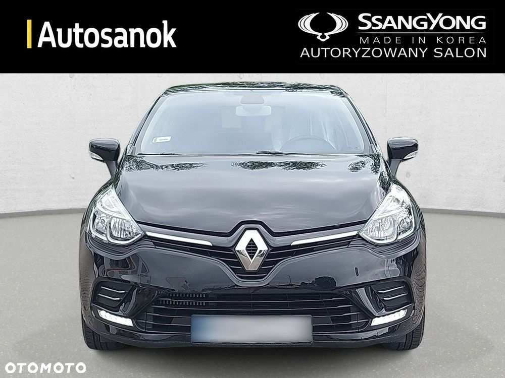 Renault Clio - 8