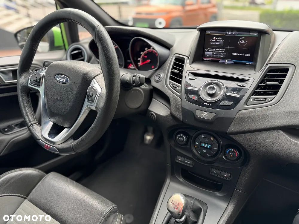 Ford Fiesta 1.6 EcoBoost ST200 - 14