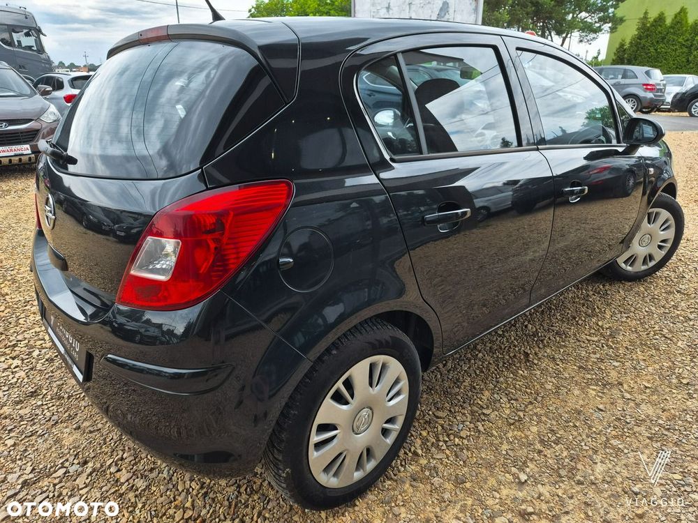Opel Corsa - 4