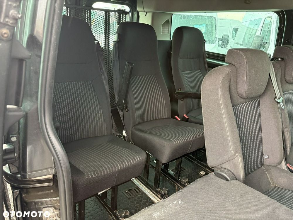 Ford Transit Custom - 9