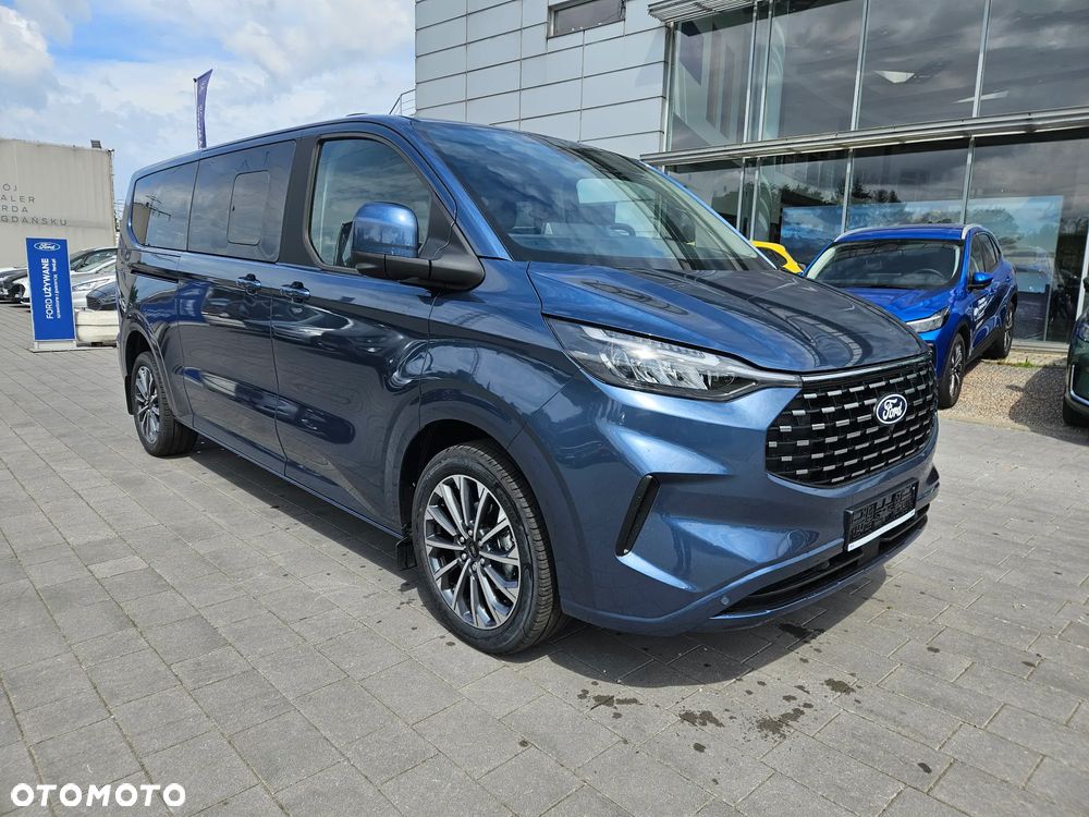 Ford Tourneo Custom - 3