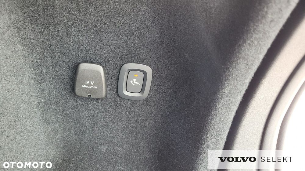 Volvo V60 Cross Country - 18