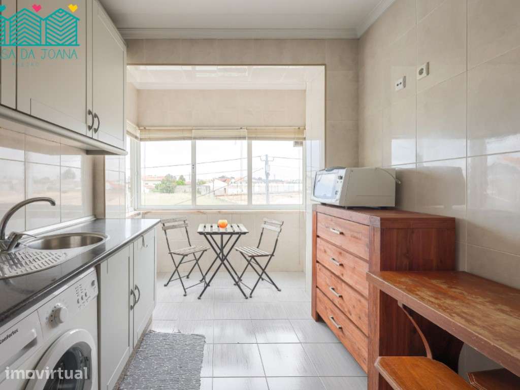 Apartamento T2 com Lugar de Garagem em Esgueira - Grande imagem: 2/27
