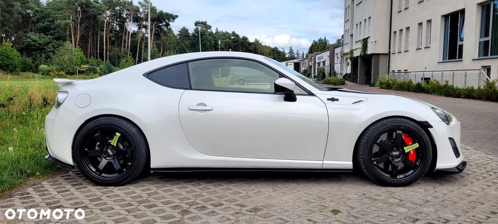 Toyota GT86 2.0 Prestige - 5