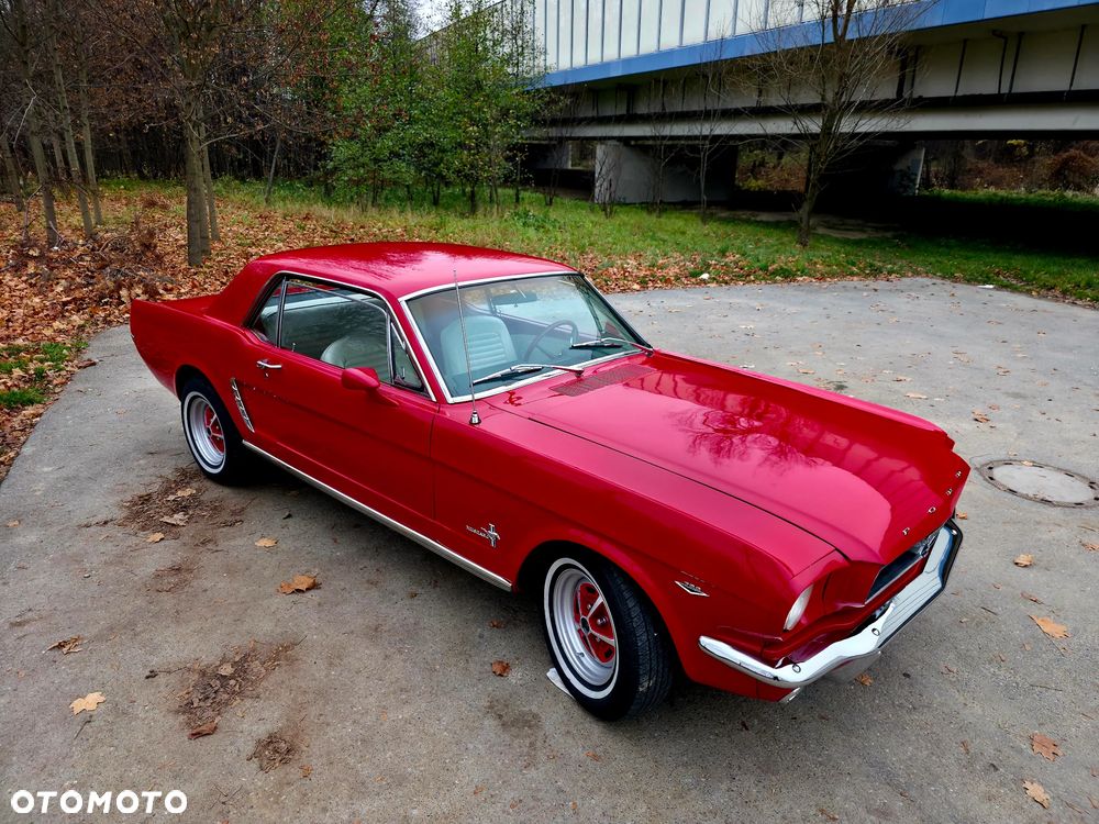 Ford Mustang - 13