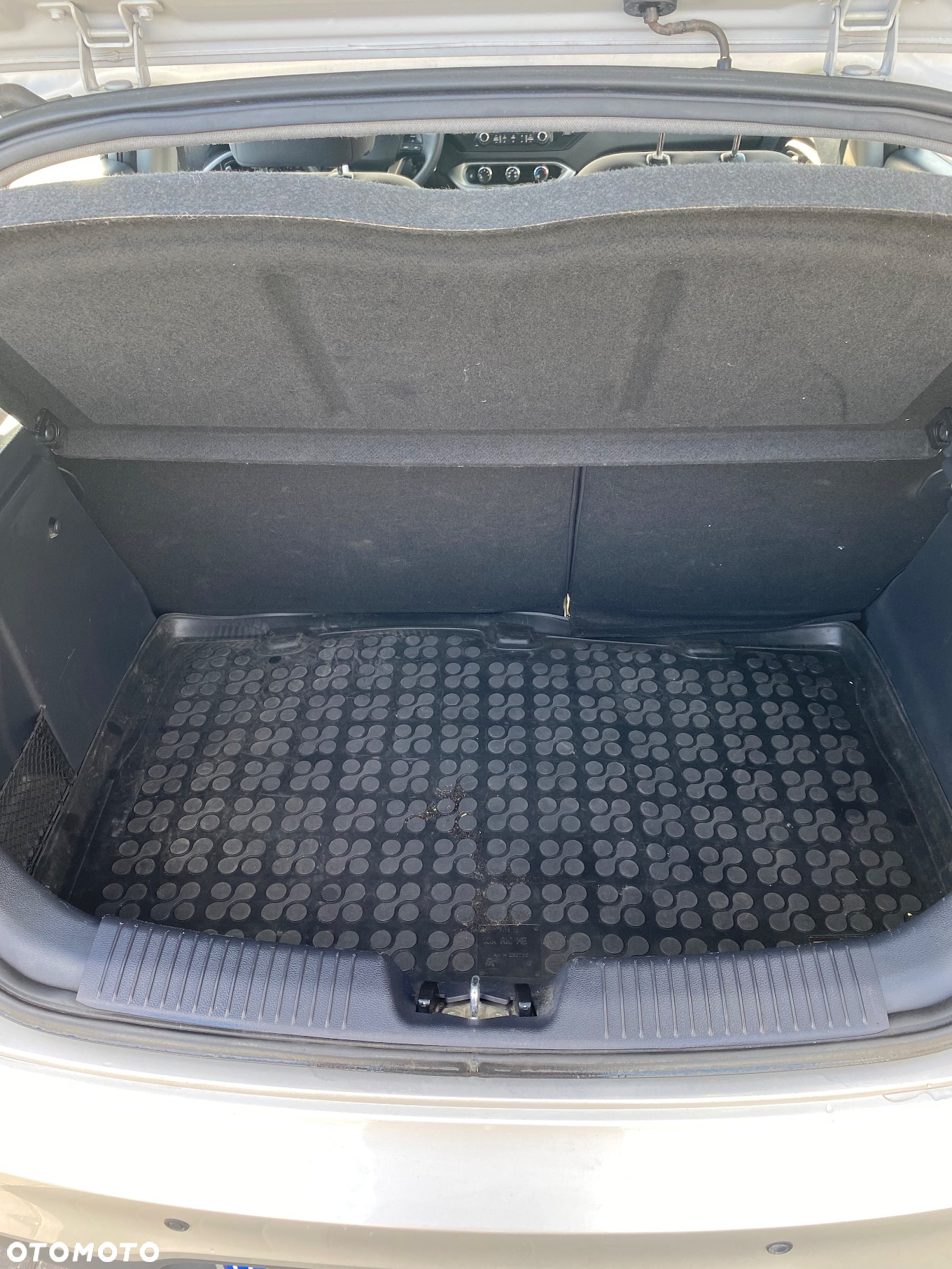 Kia Rio - 39