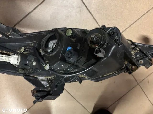 LAMPA PRZÓD LEWA PRAWA MAZDA 5 I - 22