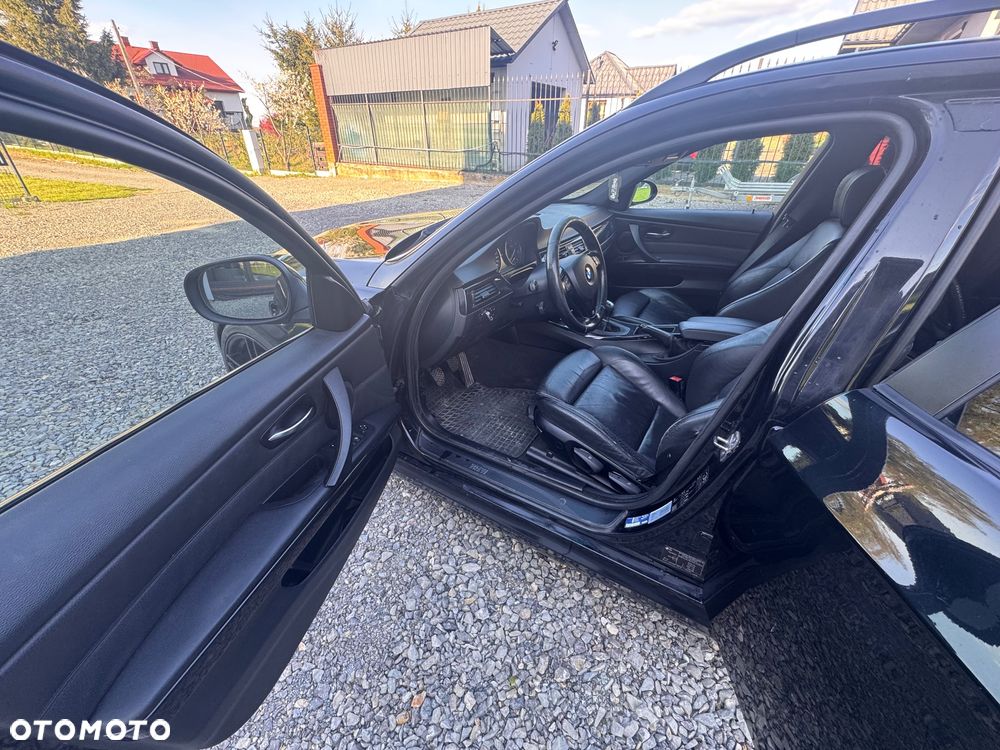 BMW Seria 3 320d - 14