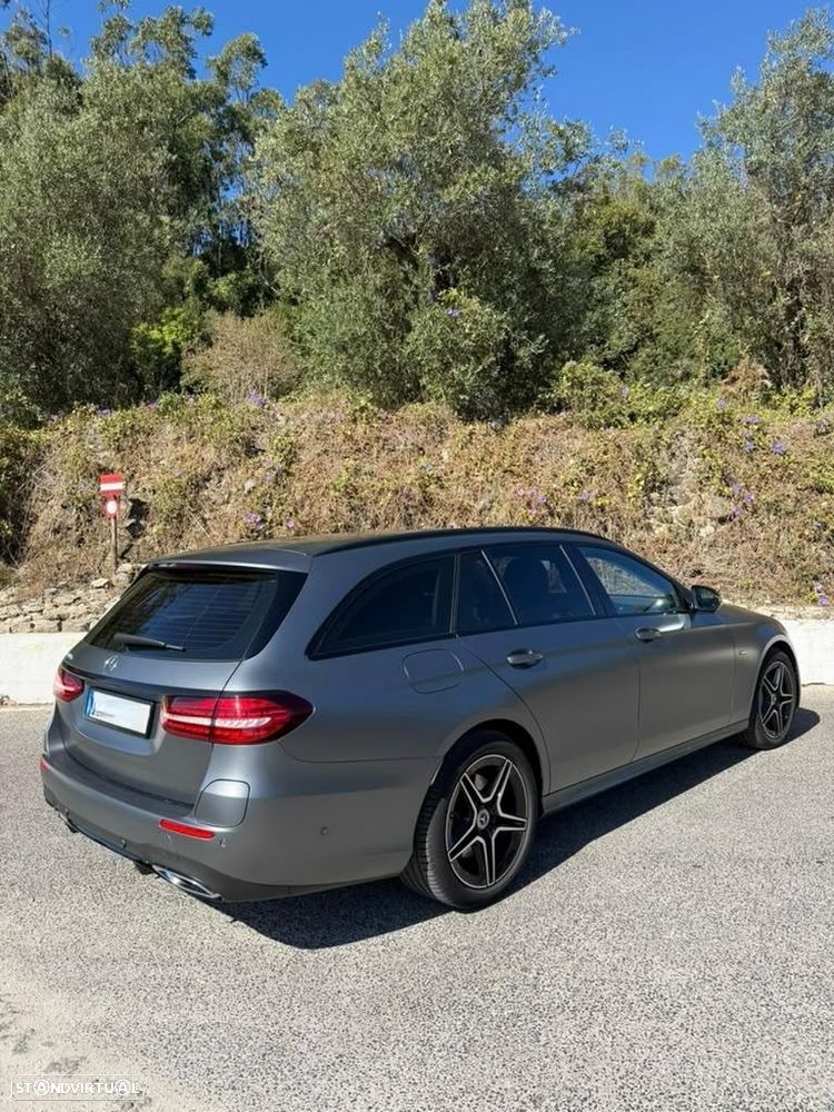Mercedes-Benz E 300 e Station 9G-TRONIC AMG Line - 4