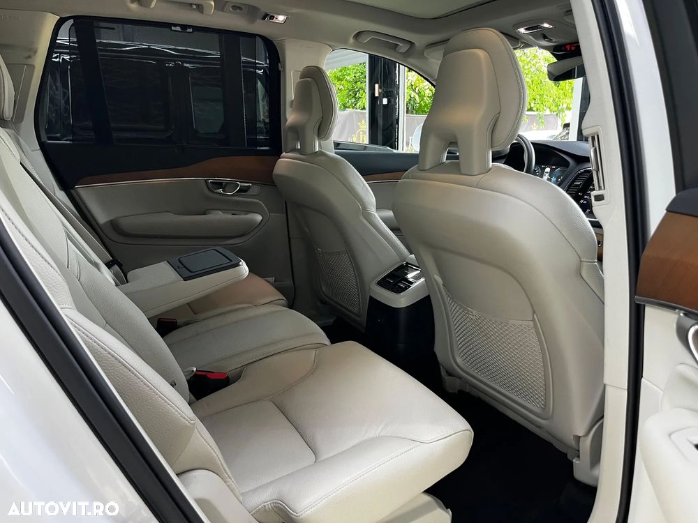 Volvo XC 90 T8 AWD Twin Engine Geartronic Inscription - 32