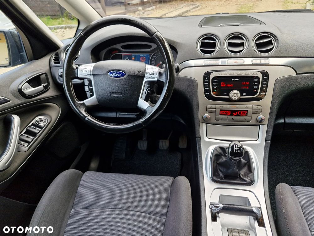 Ford S-Max 2.0 Viva - 11