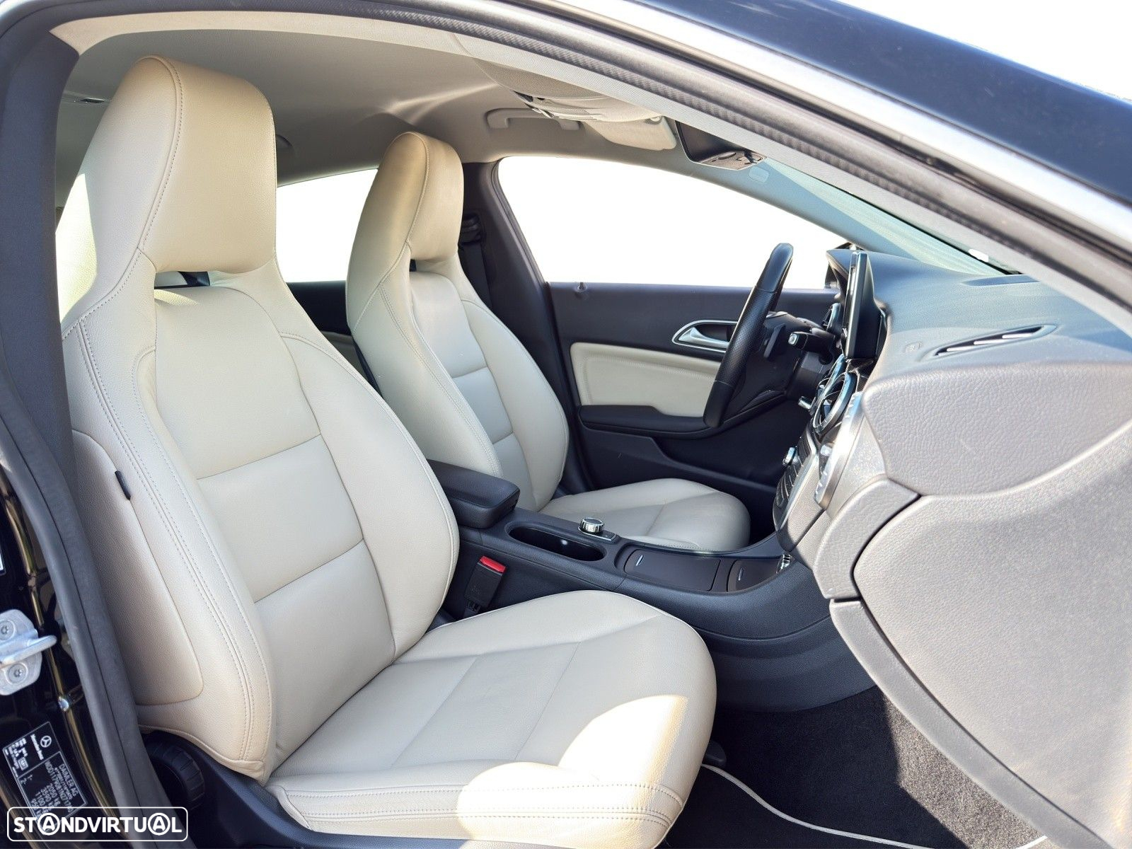 Mercedes-Benz CLA 200 Shooting Brake (CDI) d 7G-DCT - 14