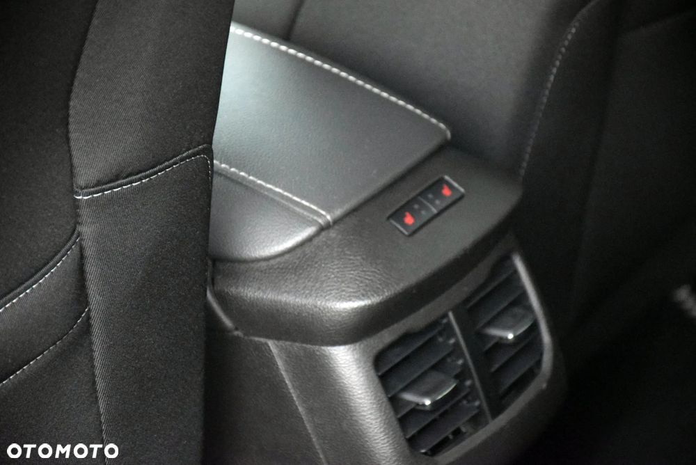 Ford Mondeo 2.0 EcoBlue Allrad Titanium - 16