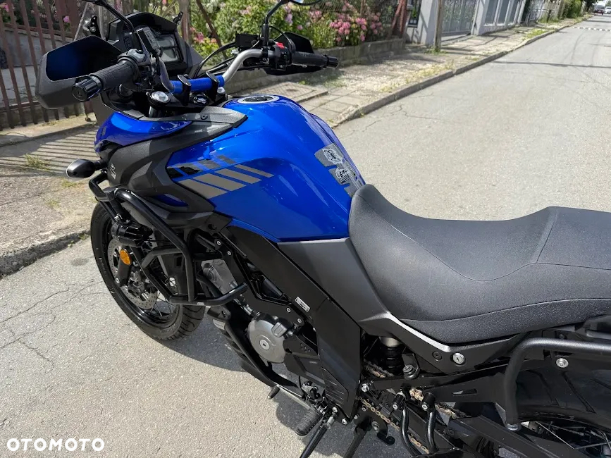 Suzuki V-STROM - 9