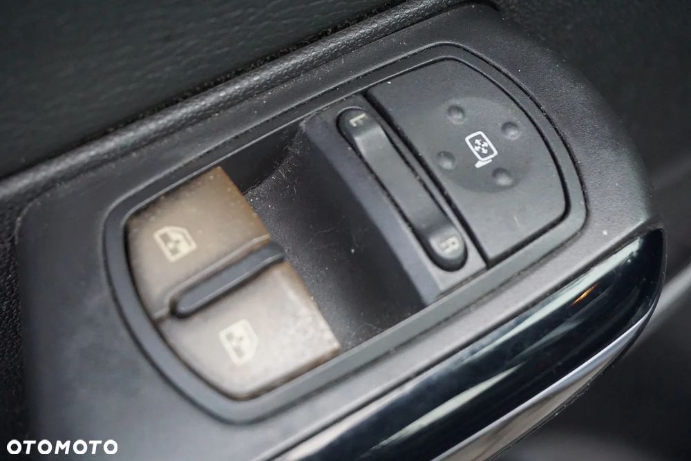 Opel Corsa 1.3 CDTI Cosmo - 16