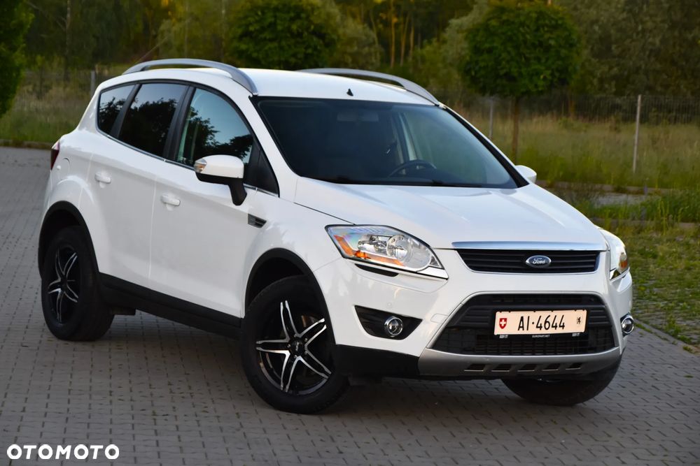 Ford Kuga 2.5 4x4 White Magic - 27
