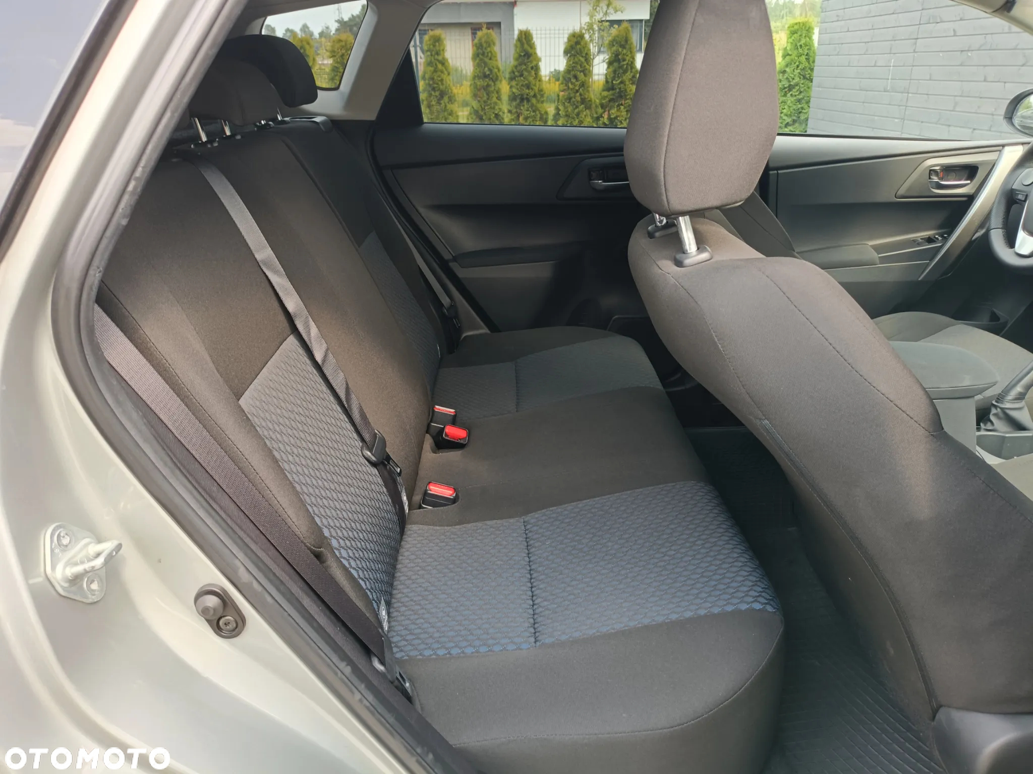 Toyota Auris 1.4 D-4D Active - 17