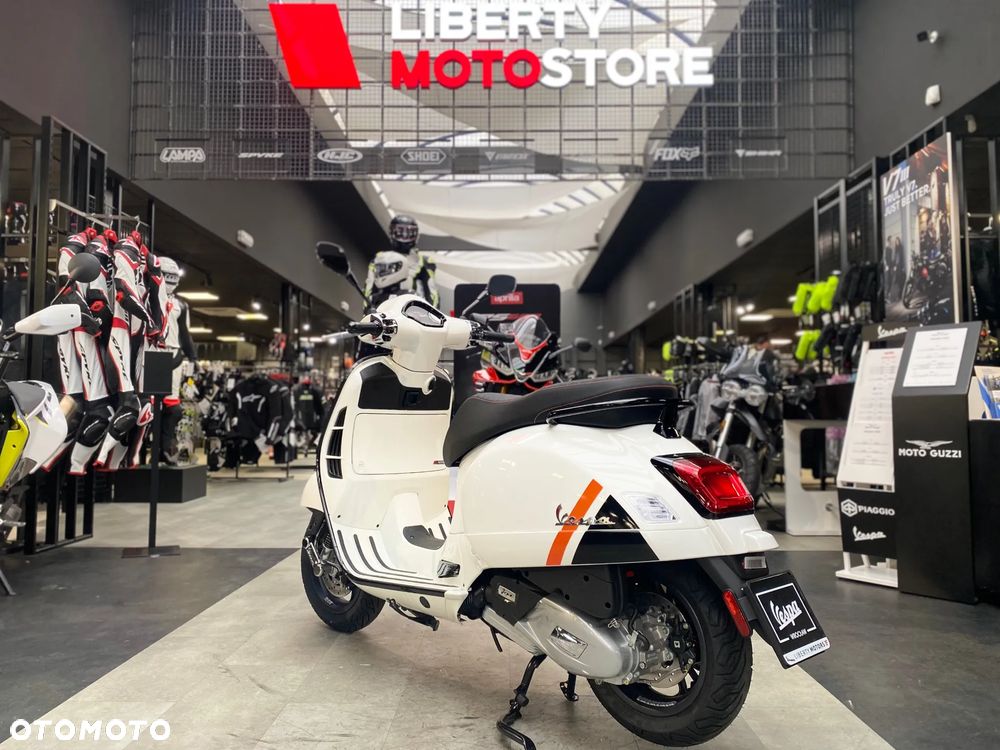 Vespa GTS - 3