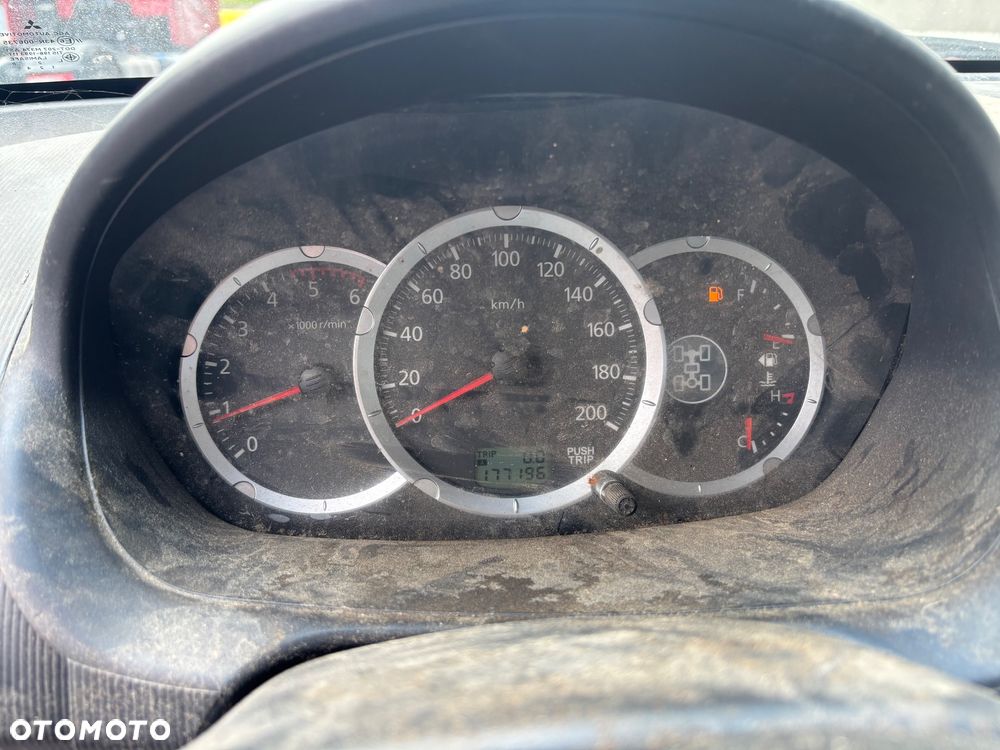 Mitsubishi L200 2.5 DID DC Intense - 4