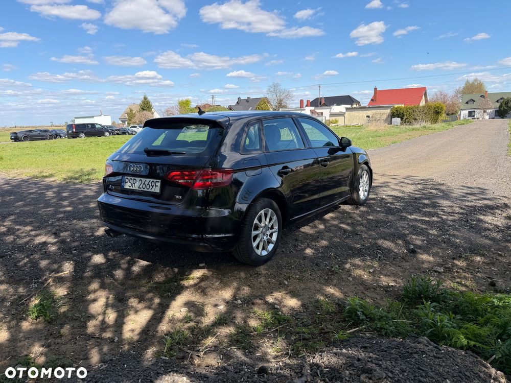 Audi A3 Sportback 2.0 TDI DSG Attraction - 8