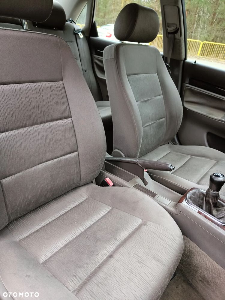 Audi A4 Limousine - 27