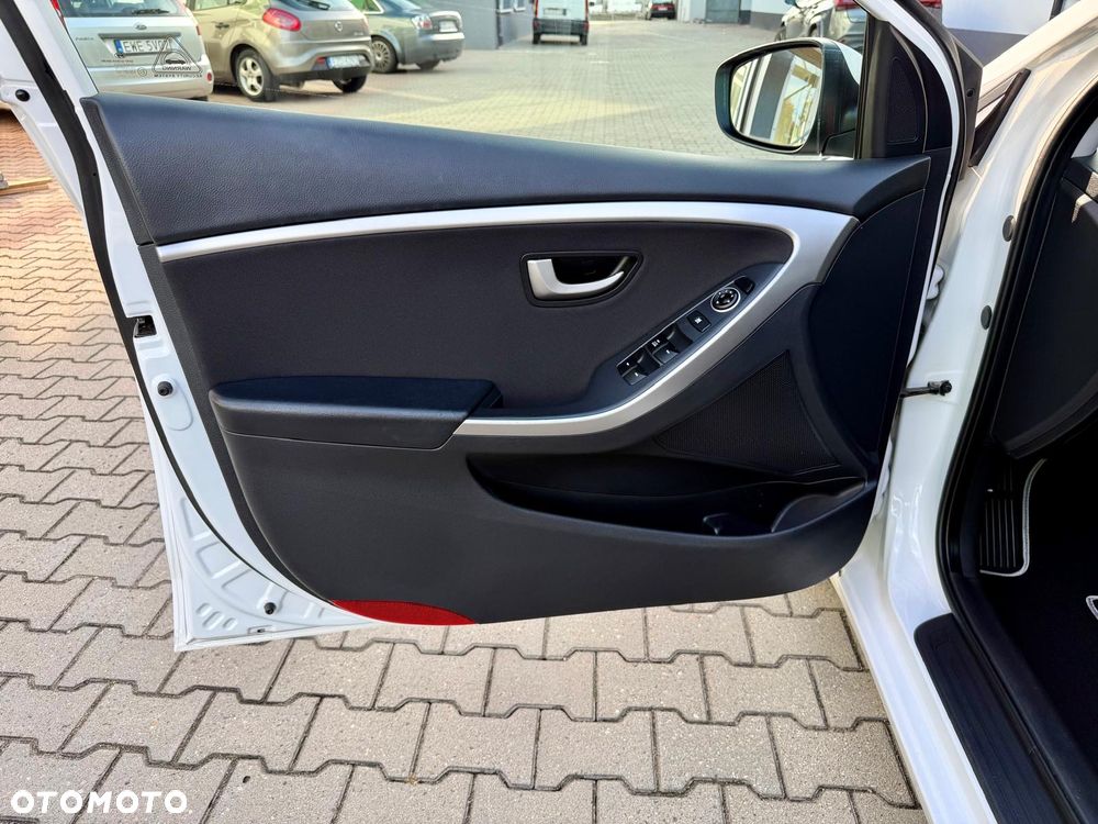 Hyundai i30 - 13